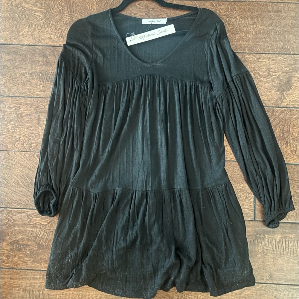 Mustard Seed tunic shirt purchased from Vici. New with tags.
